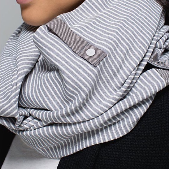 lululemon athletica Accessories - Lululemon vinyasa scarf